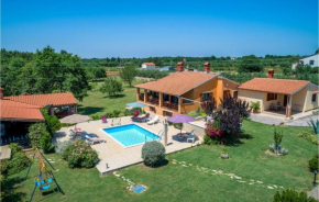 Awesome Home In Muntic With Outdoor Swimming Pool